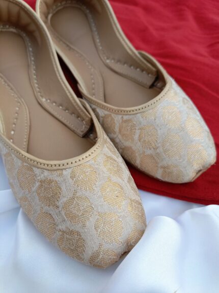 Banarsi Gold | Forever Festive