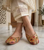 Handmade tilla khussa online Pakistan flat sole stitching view